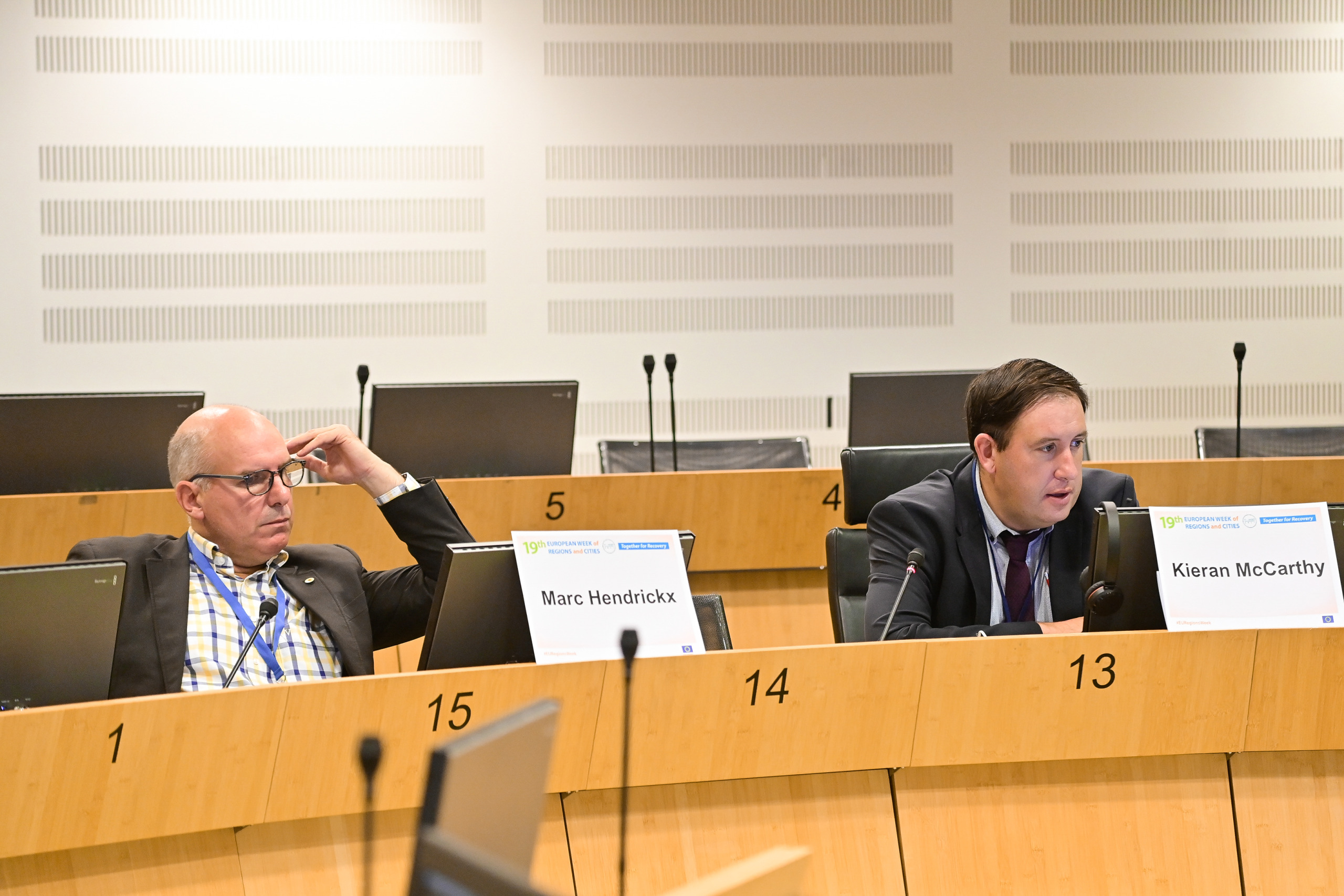 Best practices of revitalising town centres across EU regions