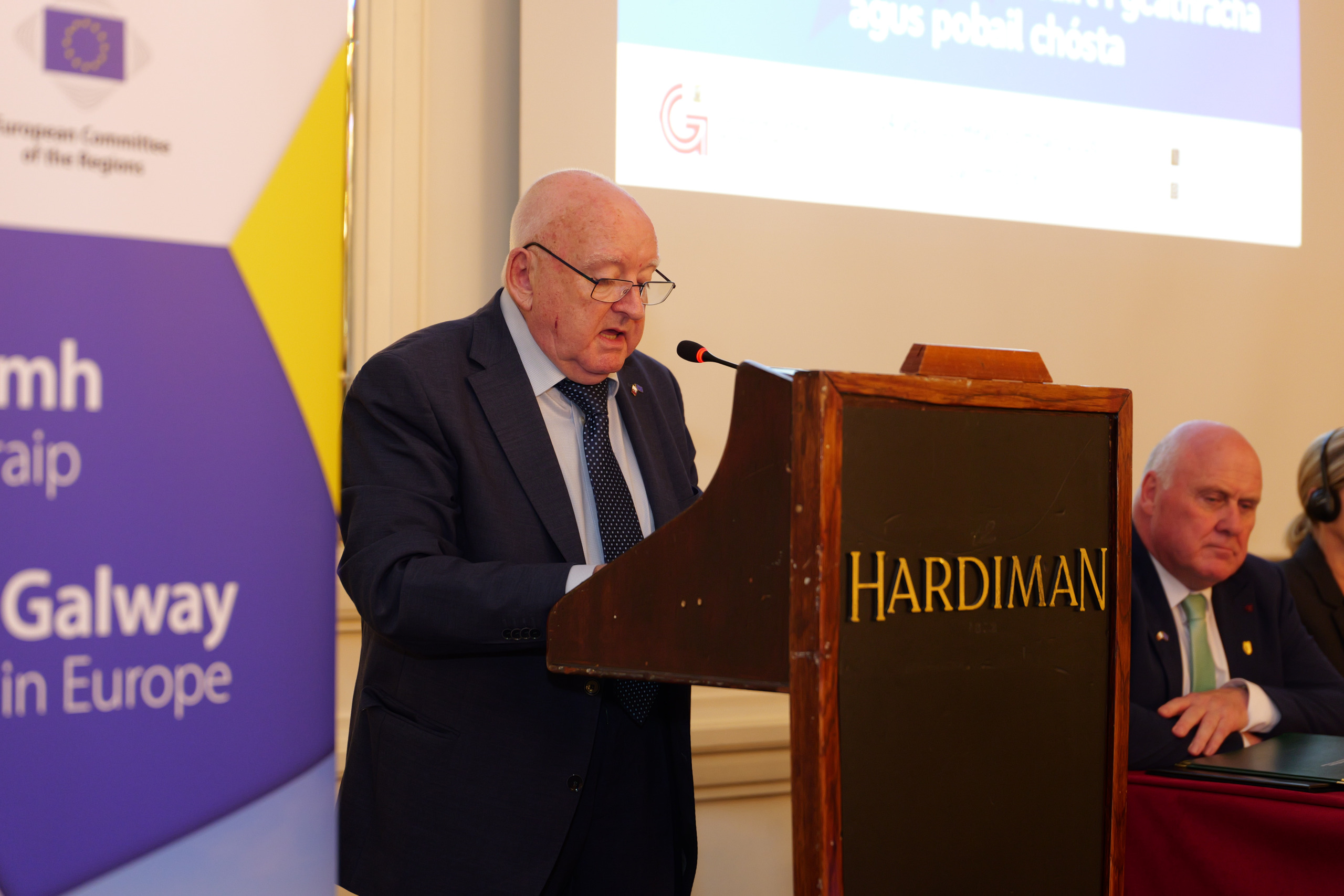 P1203631